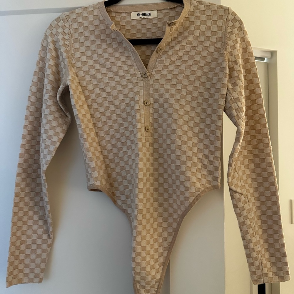 4th&Reckless Pinky-Beige Checkered Knit Bodysuit